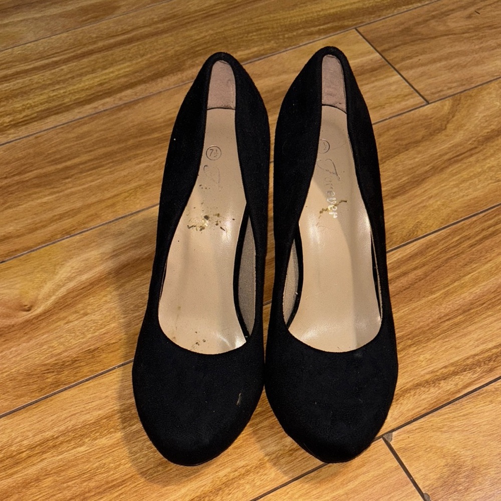 Forever 21 Black Textured Stiletto Heels